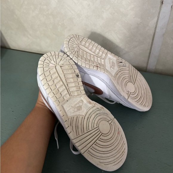 Nike Dunks - Picture 3 of 4